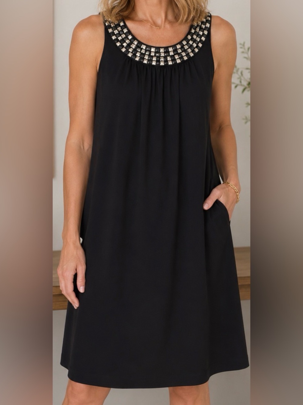 Scarlett Nite Black Mini Dress with Studded Beaded Collar size 10 excellent